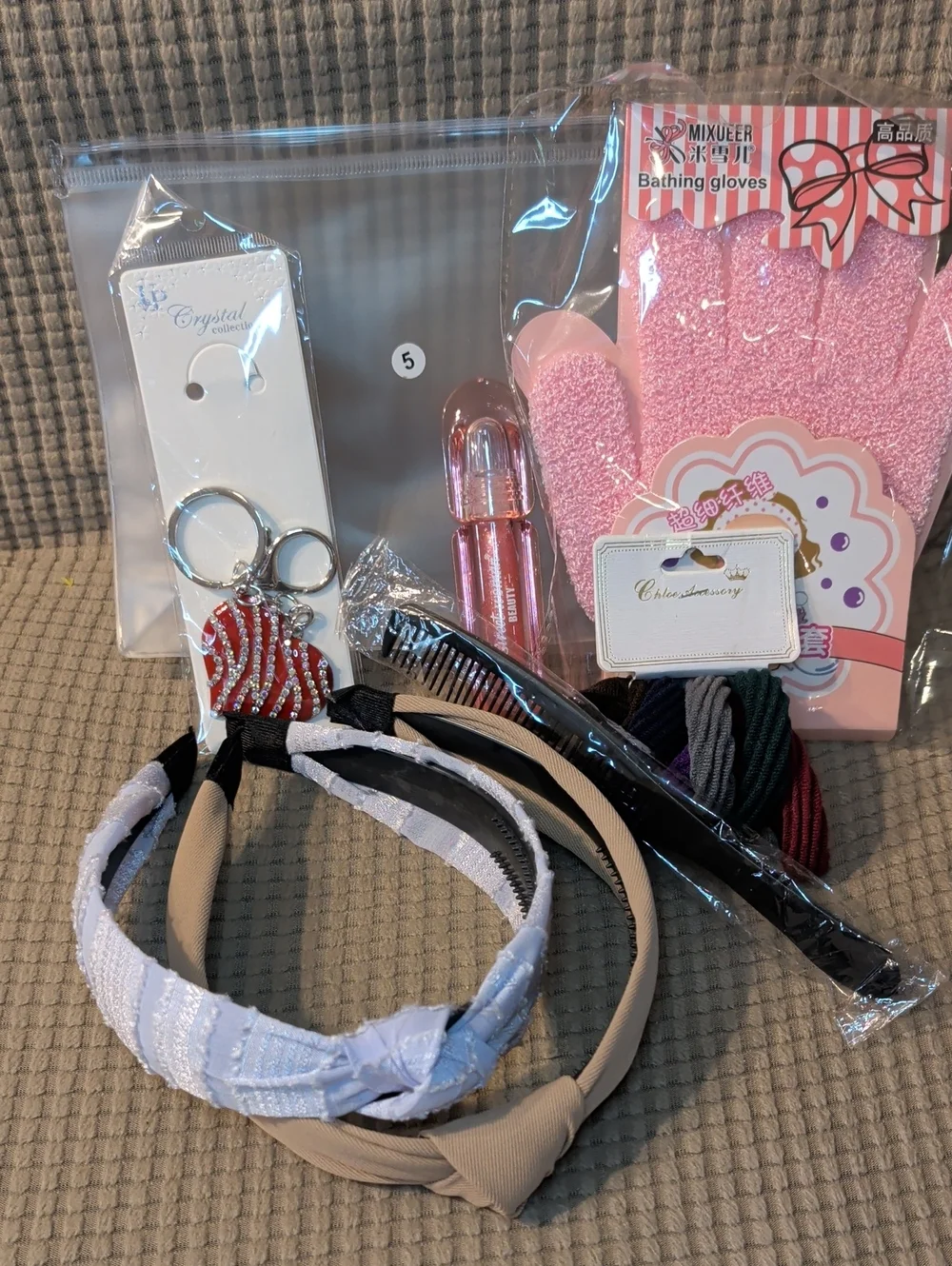 Mixed Beauty Styling Set - Pink Bathing Gloves & Beige Headbands New